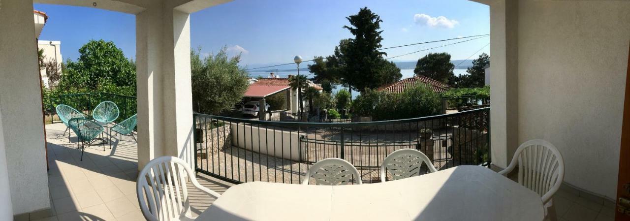 Apartment Blue Bay Malinska Buitenkant foto